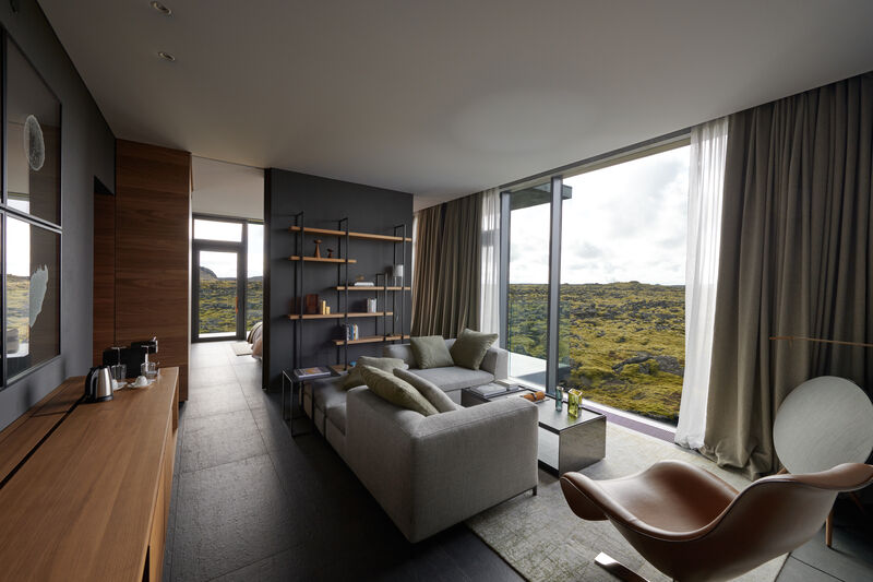 BL_Moss_suite_living_room_area_©Blue Lagoon Iceland